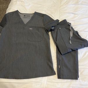 Figs Alwar Scrub Set